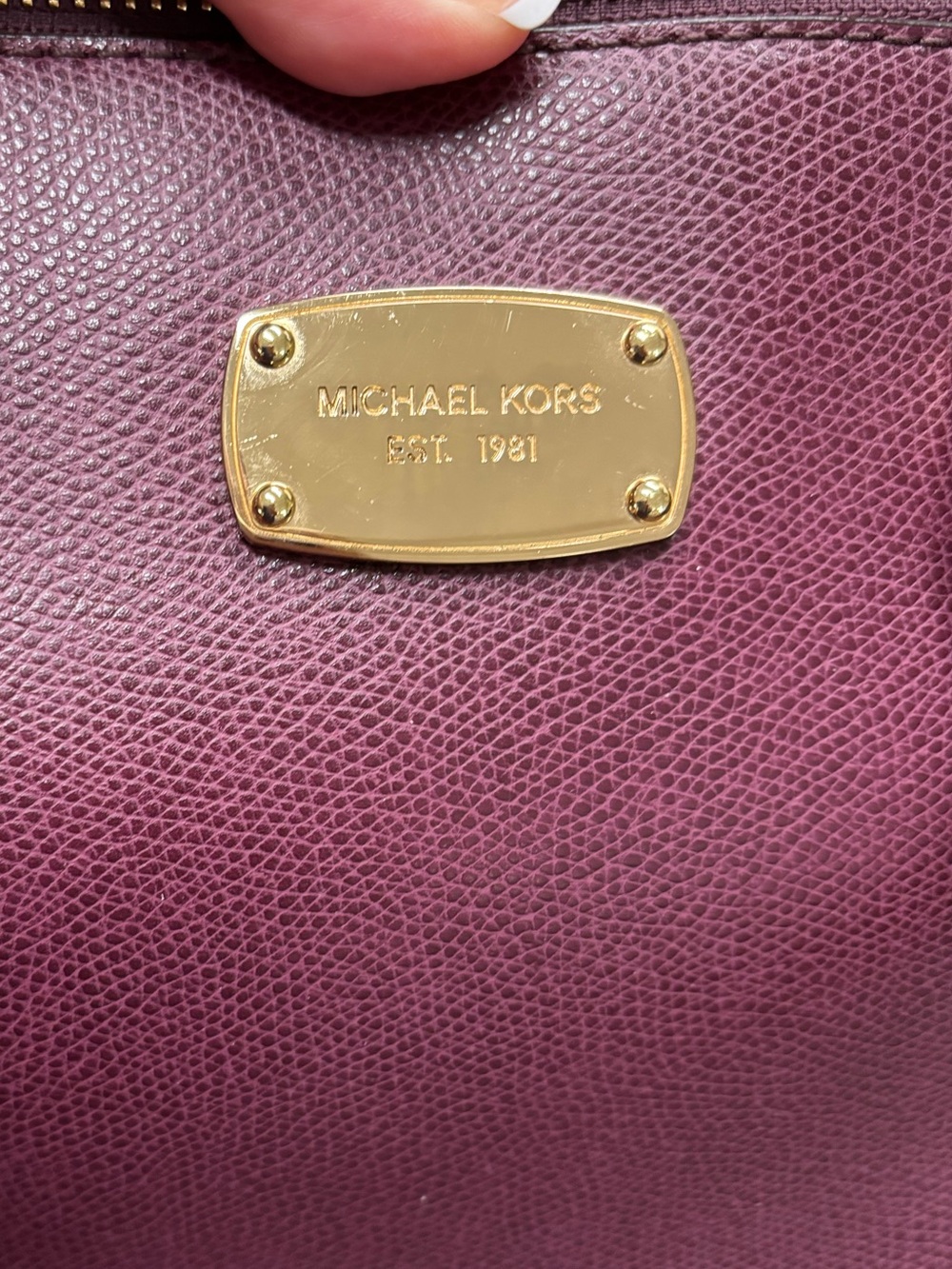 Michael Kors plum pebbled leather Cindy domed satchel - Picture 4 of 11